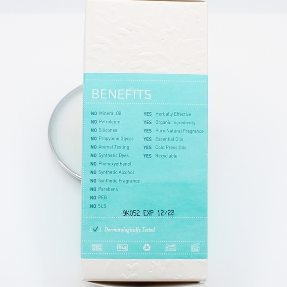 Lavido 2-in-1 purifying facial mask & exfoliator - Picture 5 of 6